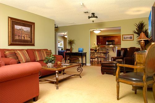 Ashley Quarters Airport-cincinnati Hotel