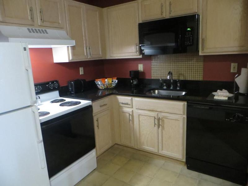 Hotel Ashley Quarters Airport-cincinnati 2*